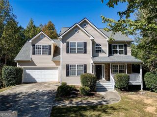 916 Tucker Lane, Loganville, GA 30052