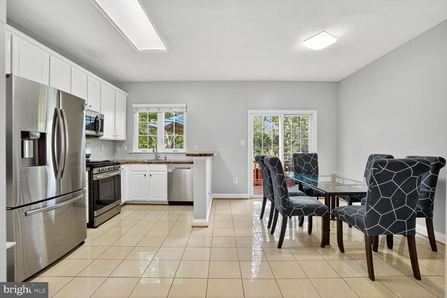 3841 WATKINS MILL DR, Alexandria, VA 22304