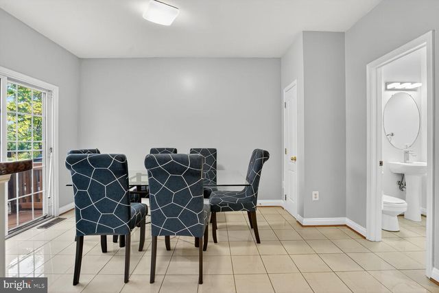 3841 WATKINS MILL DR, Alexandria, VA 22304