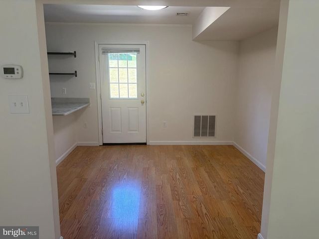320 WOODLAND VIEW CT, Harrisburg, PA 17110