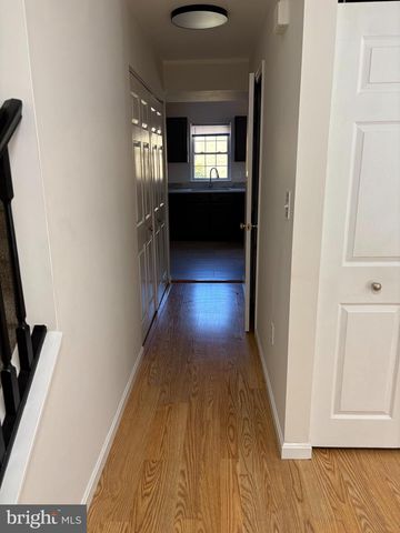 320 WOODLAND VIEW CT, Harrisburg, PA 17110