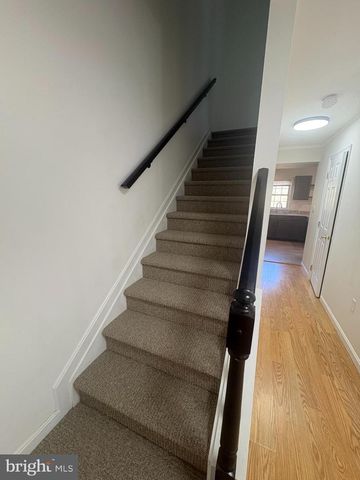 320 WOODLAND VIEW CT, Harrisburg, PA 17110