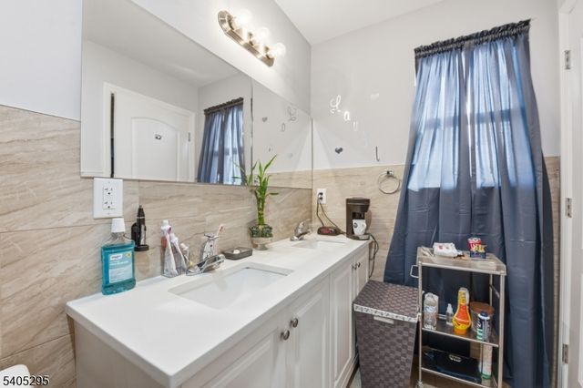 301 N 13Th St, Newark City, NJ 07107