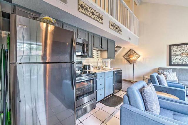 29 Fall Creek Drive 8, Branson, MO 65616