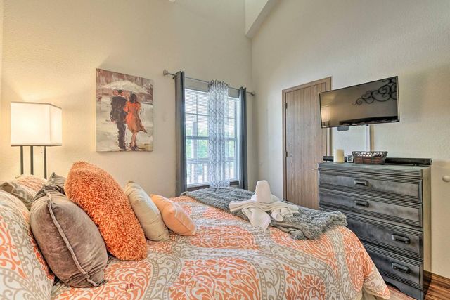 29 Fall Creek Drive 8, Branson, MO 65616