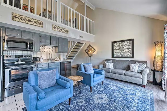 29 Fall Creek Drive 8, Branson, MO 65616