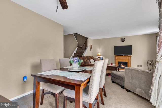 7 RIVER BANK DR, Roebling, NJ 08554