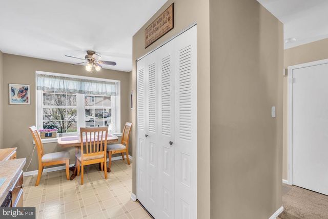 7 RIVER BANK DR, Roebling, NJ 08554