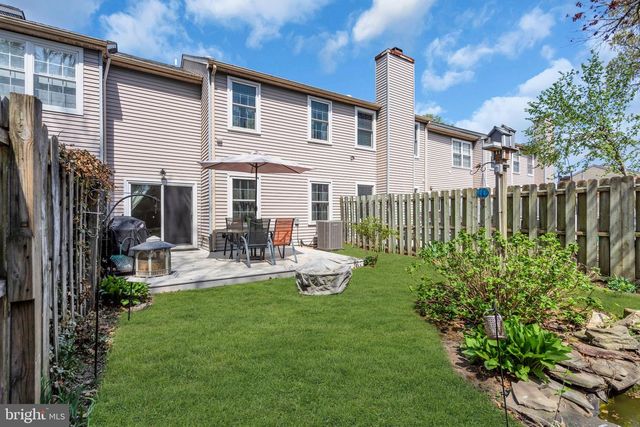 7 RIVER BANK DR, Roebling, NJ 08554