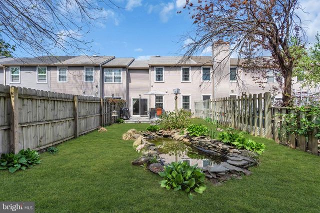 7 RIVER BANK DR, Roebling, NJ 08554