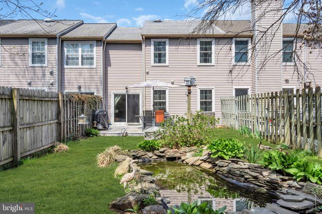 7 RIVER BANK DR, Roebling, NJ 08554