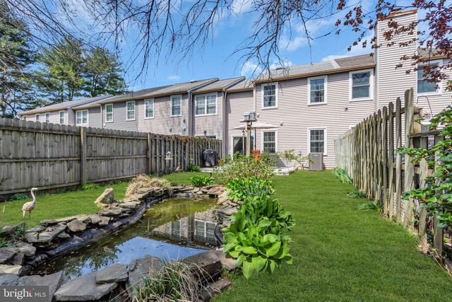 7 RIVER BANK DR, Roebling, NJ 08554