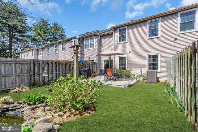 7 RIVER BANK DR, Roebling, NJ 08554