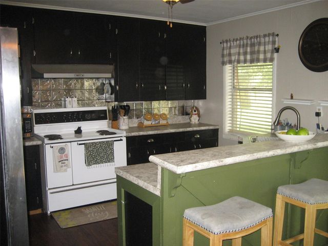 105 Lakeway Drive, Crockett, TX 75835