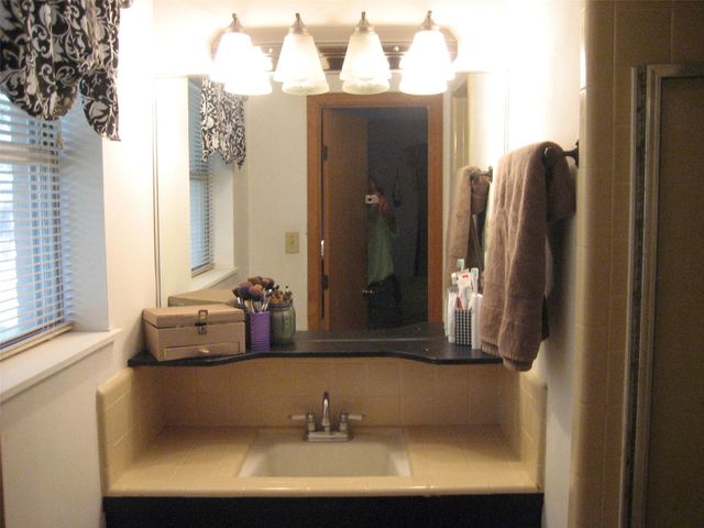 105 Lakeway Drive, Crockett, TX 75835