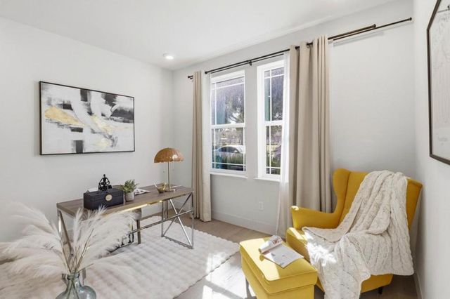 925 De Guigne Drive 4, Sunnyvale, CA 94085