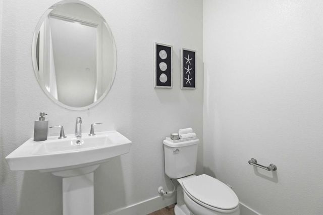 925 De Guigne Drive 4, Sunnyvale, CA 94085