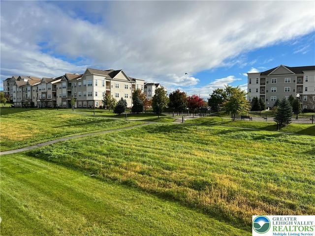2356 Raya Way, Bethlehem City, PA 18045