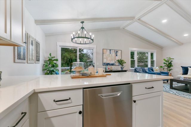 4835 Drake Street, Maple Plain, MN 55359