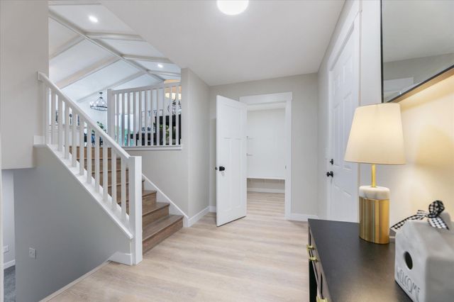 4835 Drake Street, Maple Plain, MN 55359