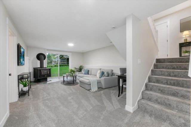 4835 Drake Street, Maple Plain, MN 55359