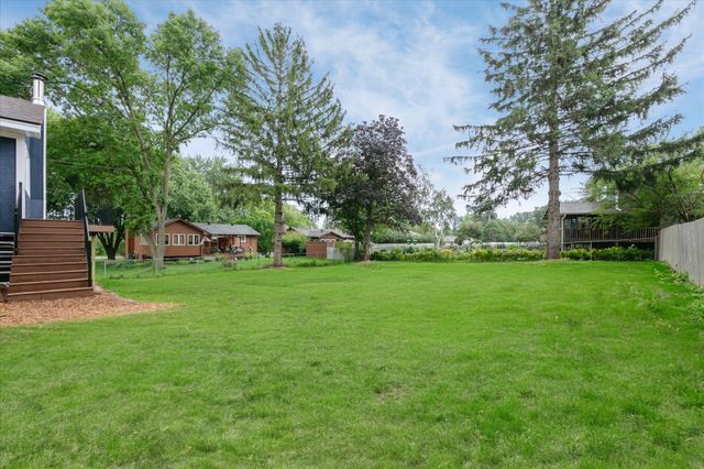 4835 Drake Street, Maple Plain, MN 55359