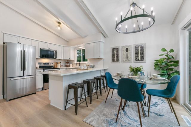 4835 Drake Street, Maple Plain, MN 55359