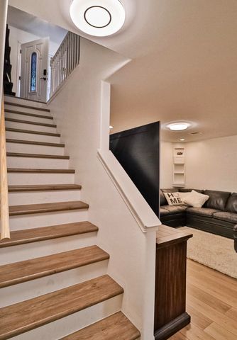 866 S Bedford CT, Wichita, KS 67207