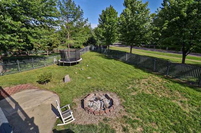 866 S Bedford CT, Wichita, KS 67207