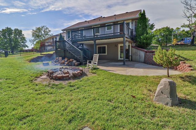 866 S Bedford CT, Wichita, KS 67207
