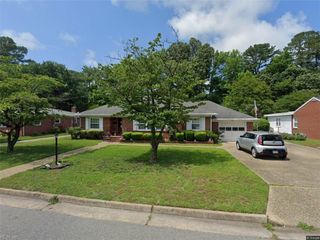 9 Omera PL, Hampton, VA 23666