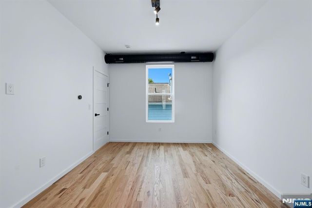 199 Park Street, East Orange, NJ 07017
