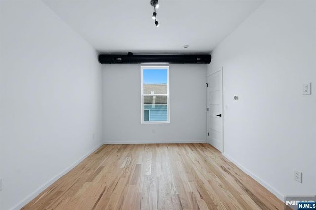 199 Park Street, East Orange, NJ 07017