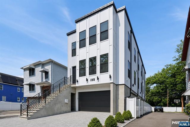 199 Park Street, East Orange, NJ 07017
