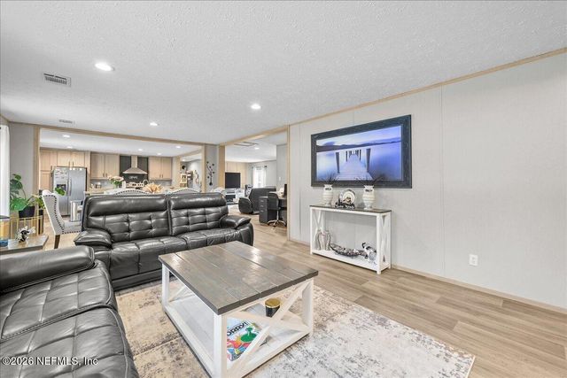 1427 S STATE ROAD 19, Palatka, FL 32177