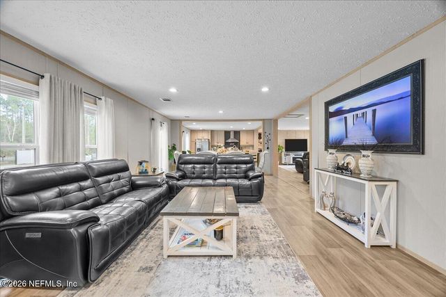 1427 S STATE ROAD 19, Palatka, FL 32177