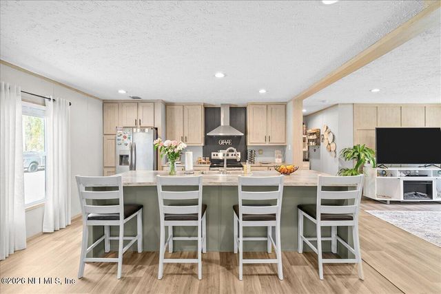 1427 S STATE ROAD 19, Palatka, FL 32177