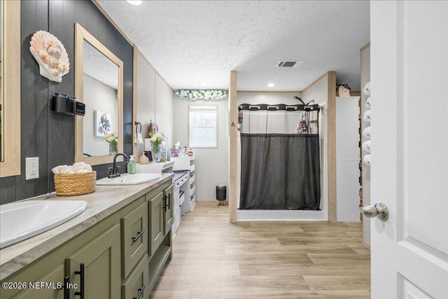 1427 S STATE ROAD 19, Palatka, FL 32177