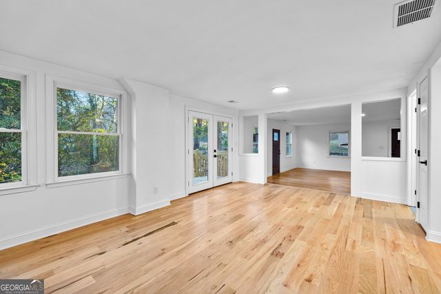 101 Charter Oak Court, Peachtree City, GA 30269