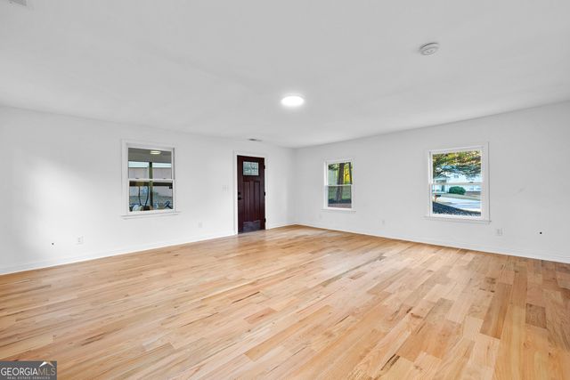 101 Charter Oak Court, Peachtree City, GA 30269