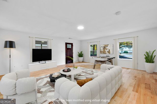 101 Charter Oak Court, Peachtree City, GA 30269