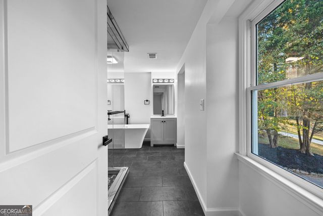 101 Charter Oak Court, Peachtree City, GA 30269