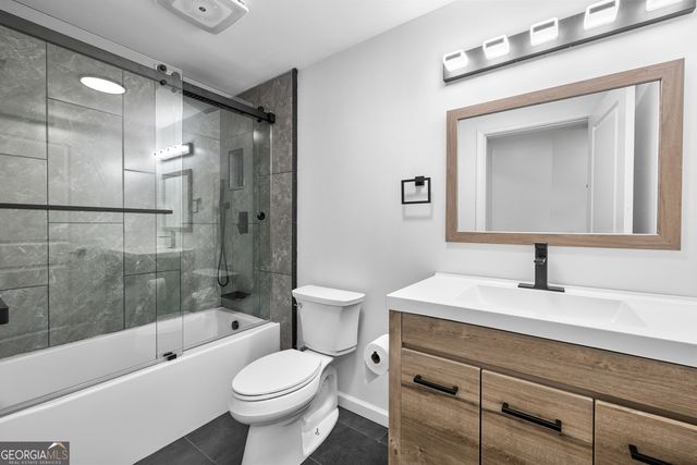 101 Charter Oak Court, Peachtree City, GA 30269