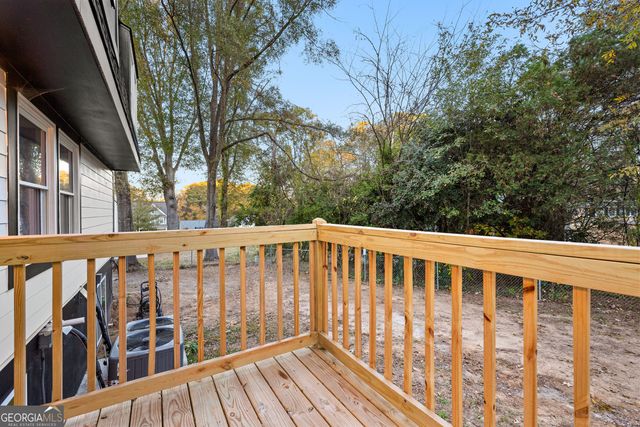 101 Charter Oak Court, Peachtree City, GA 30269