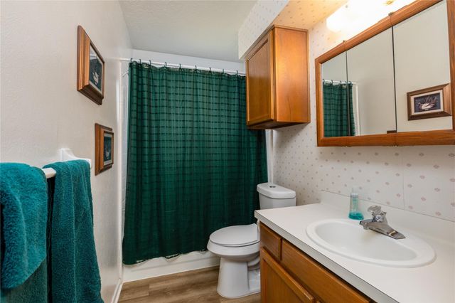 2306 Heather Street, Highlands, TX 77562
