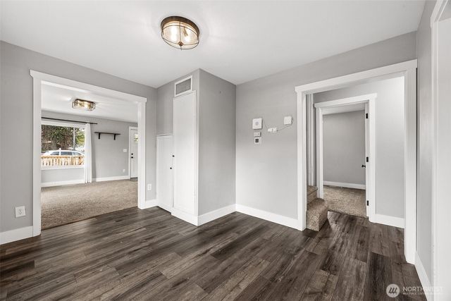 227 Mashell Avenue N, Eatonville, WA 98328