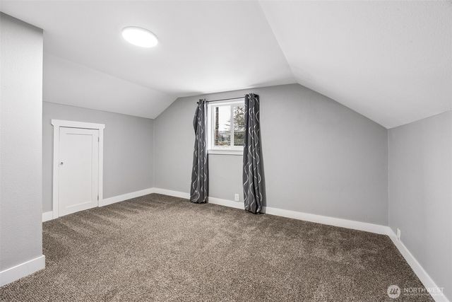 227 Mashell Avenue N, Eatonville, WA 98328