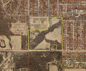 01 County Line Road, Des Moines, IA 50320