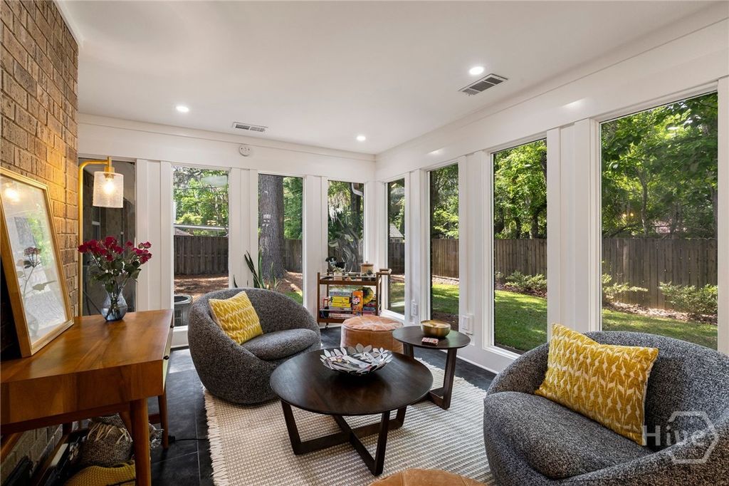 Image 22 of property listing at 503 Stuart Court, Savannah, GA 31405