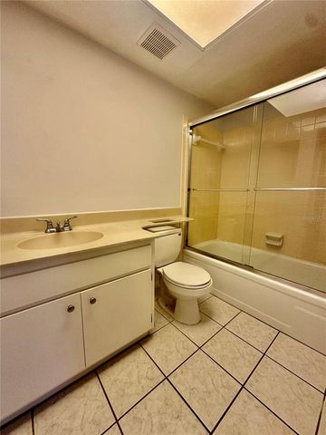 606 PAVARE COURT 606, Winter Haven, FL 33884